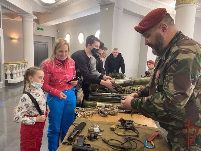 В ИСТОРИЧЕСКОМ ПАРКЕ «РОССИЯ – МОЯ ИСТОРИЯ» НОВОСИБИРСКА ОТКРЫЛАСЬ МУЛЬТИМЕДИЙНАЯ ВЫСТАВКА О РОСГВАРДИИ