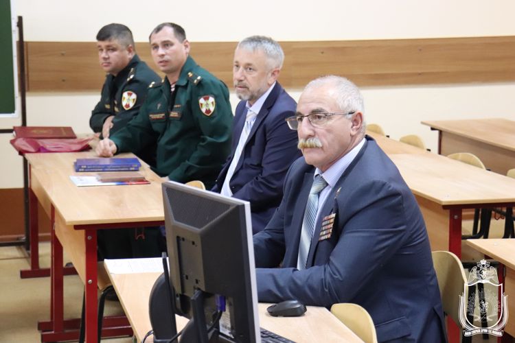 В военном институте прошла встреча представителей Правительства республики Дагестан с личным составом, призванным с республики Дагестан
