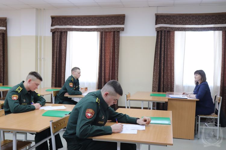 Проведена олимпиада по иностранному языку