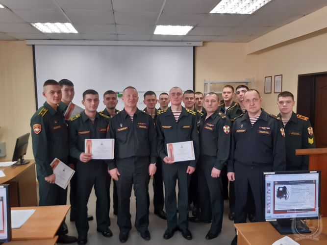 Организован круглый стол об истории подразделений связи
