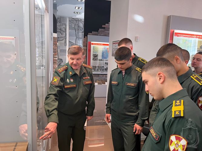 Проведен выездной семинар на базе Окружного Дома офицеров