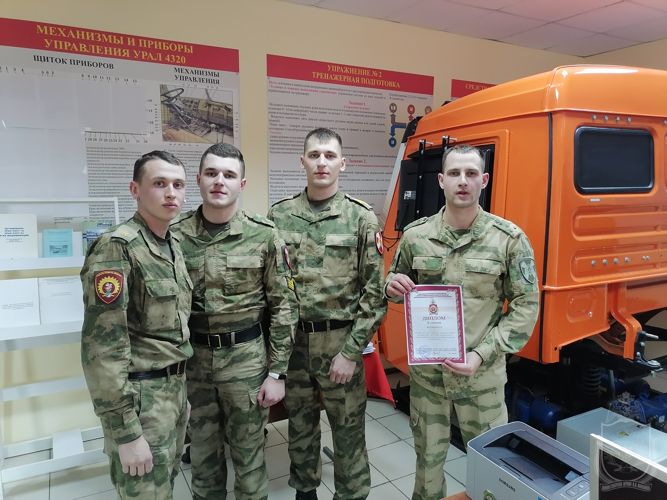 Состоялась олимпиада на лучшее подразделение по учебному вождению