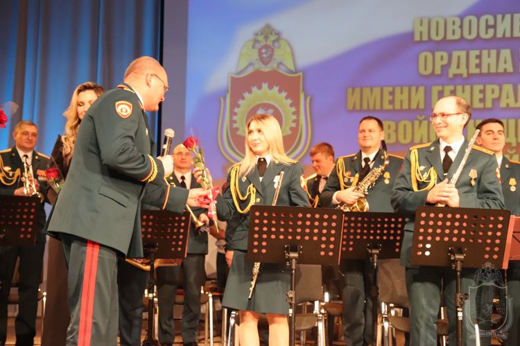 В Новосибирске прошло торжественное мероприятие, посвященное 52-ой  годовщине со Дня образования Новосибирского военного института  Росгвардии