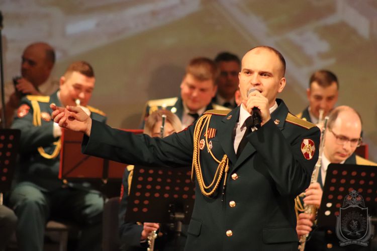 В Новосибирске прошло торжественное мероприятие, посвященное 52-ой  годовщине со Дня образования Новосибирского военного института  Росгвардии