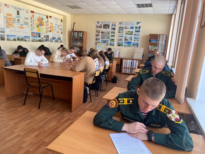 Проведена олимпиада по иностранным языкам