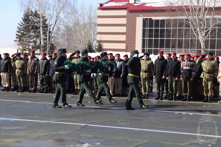 В Новосибирском военном институте прошел сбор военно-патриотических клубов