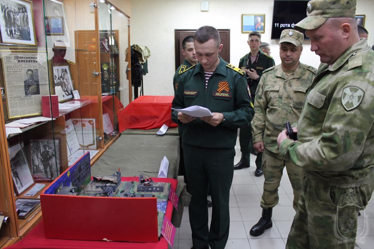 В военном институте состоялся творческий военно-исторический конкурс макетов-экспозиций «Войска НКВД в годы Великой Отечественной войны»