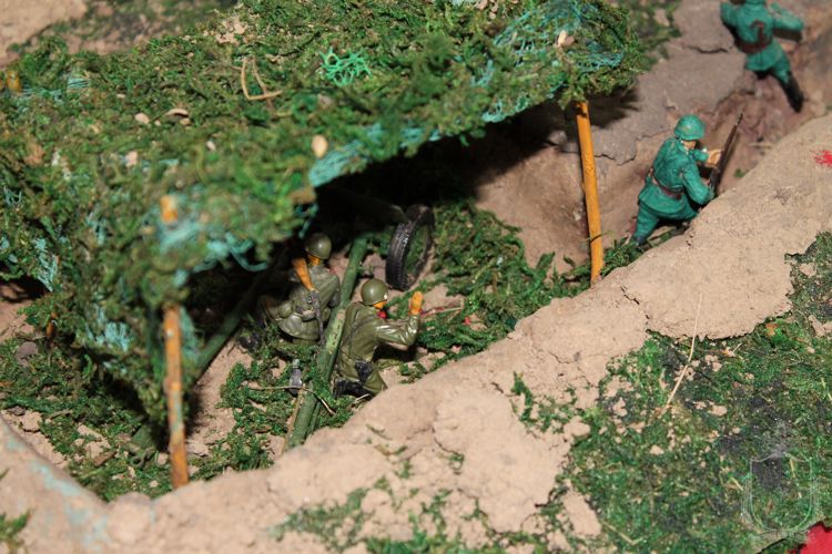 В военном институте состоялся творческий военно-исторический конкурс макетов-экспозиций «Войска НКВД в годы Великой Отечественной войны»