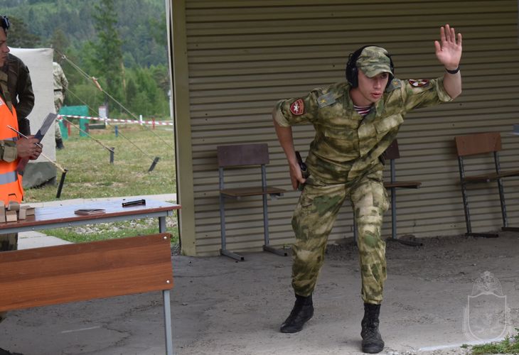 На базе учебного центра «Стеклянка» Иркутской области прошел Чемпионат Росгвардии по стрельбе из боевого ручного стрелкового оружия