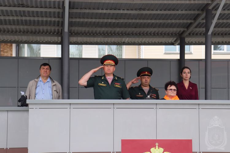 В Новосибирском военном институте для детей Октябрьского района состоялась военно-спортивная игра «Зарница»