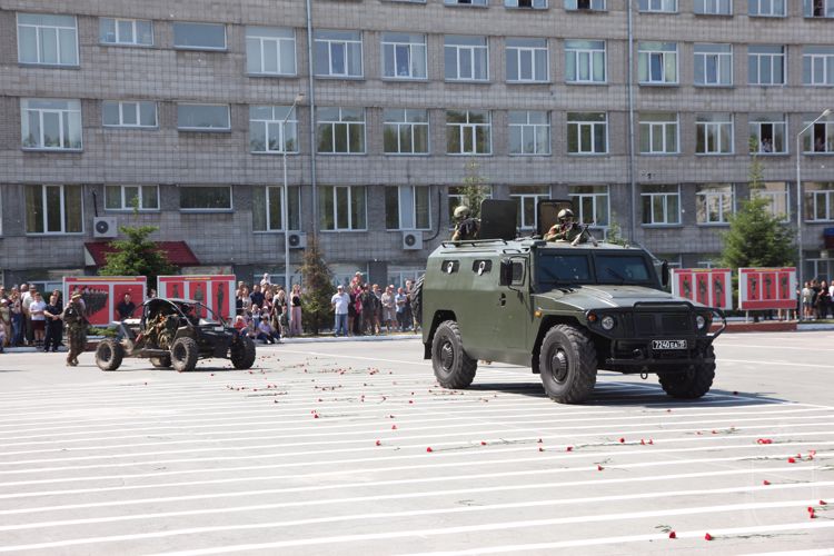 В Новосибирском военном институте   состоялся выпуск молодых офицеров