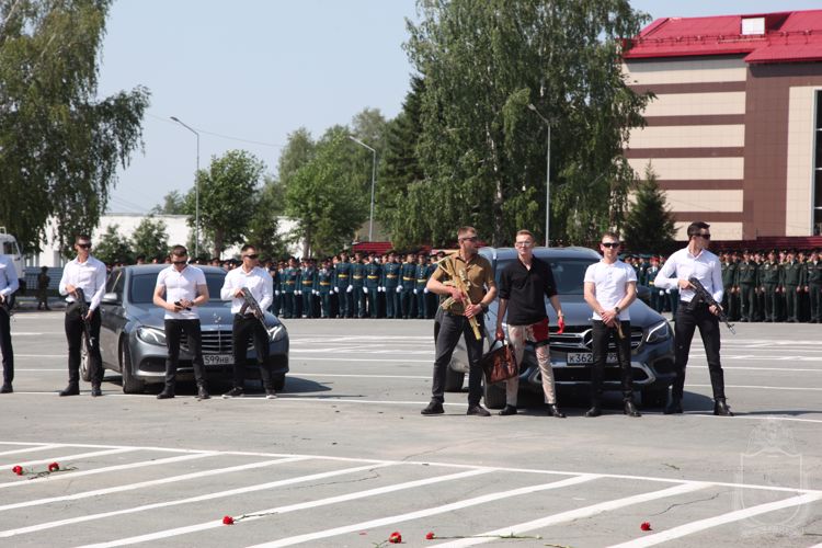 В Новосибирском военном институте   состоялся выпуск молодых офицеров