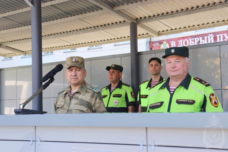В Новосибирском военном институте проведен технический осмотр машин военного института