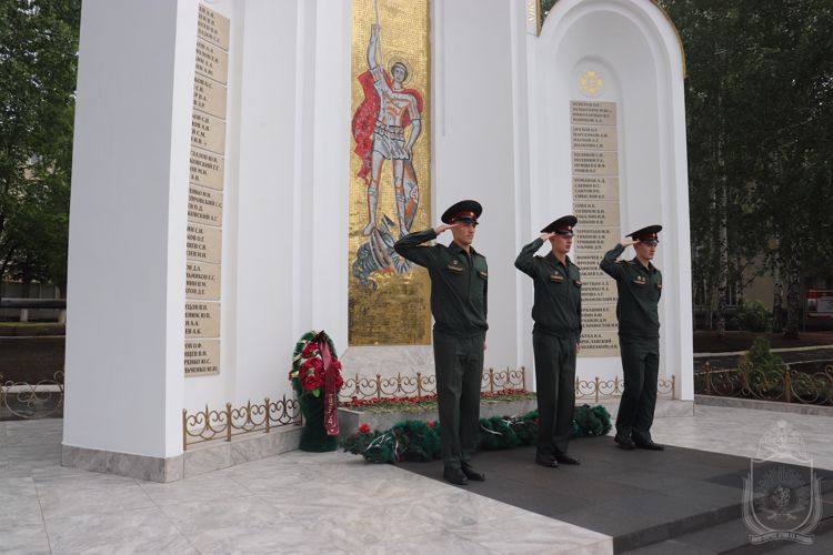 1 июля на территории Новосибирского военного института проведена встреча выпускников 2 батальона 2003 года выпуска