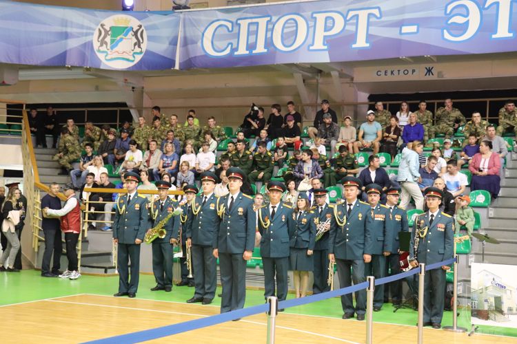 НВИ совместно с Федерацией бокса НСО провели спортивный  военно-патриотический «Фестиваль бокса»