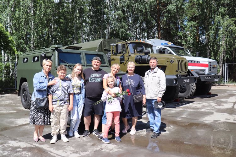 НВИ совместно с Федерацией бокса НСО провели спортивный  военно-патриотический «Фестиваль бокса»