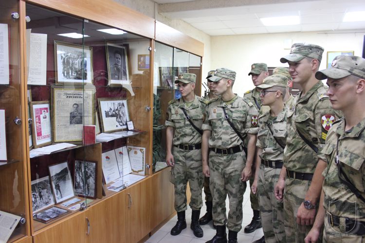 В Новосибирском военном институте проведены мероприятия, посвященные 105-й годовщине со дня рождения генерала армии И.К. Яковлева