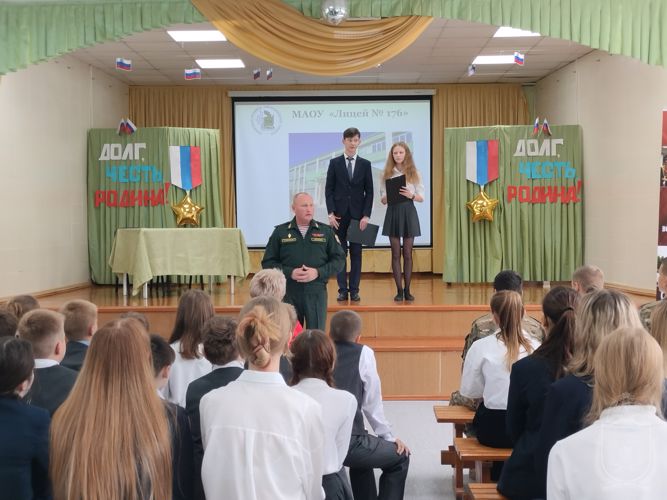 Подписание соглашения о сотрудничестве между МАОУ «Лицей №176» и НВИ