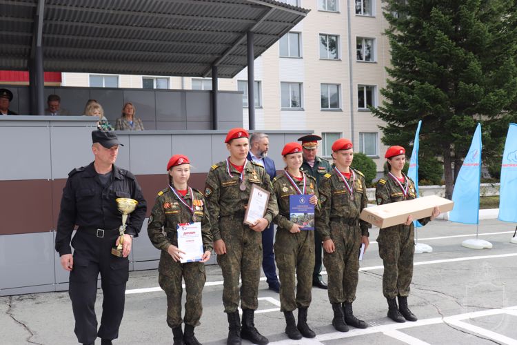 В Новосибирском военном институте прошла церемония закрытия  региональных соревнований «Полигон твоих возможностей»
