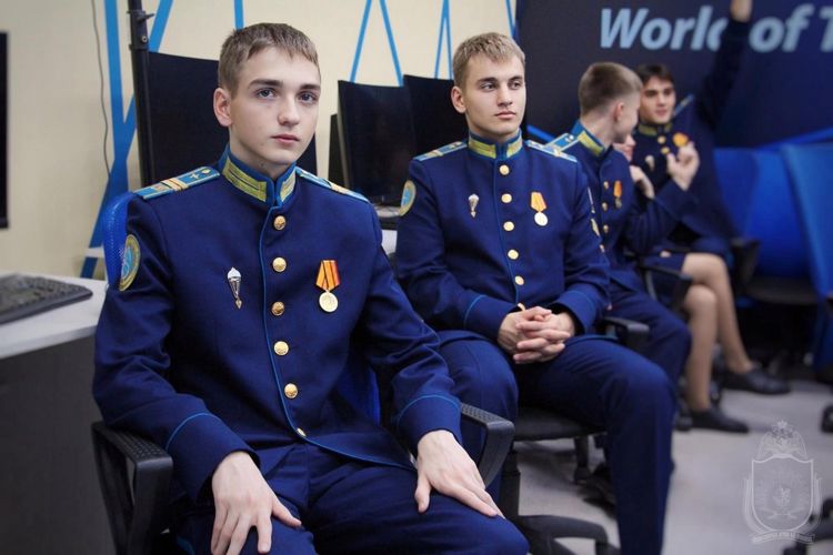 СОСТОЯЛАСЬ ДИСКУССИЯ О РАЗВИТИИ НАСТАВНИЧЕСТВА В КАДЕТСКИХ ОРГАНИЗАЦИЯХ И ВОЕННЫХ ИНСТИТУТАХ