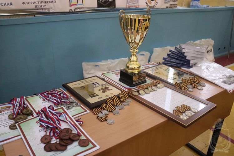 На территории военного института прошли соревнования по «Танковому биатлону»