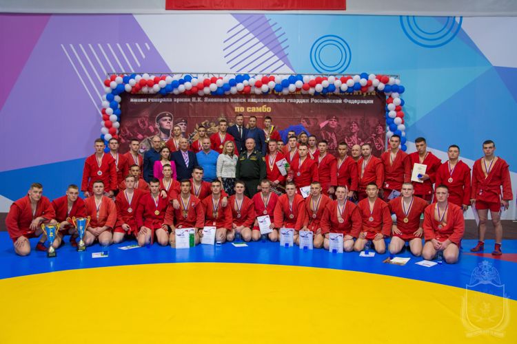 В Сибирской Академии самбо прошёл Чемпионат Новосибирского военного института по самбо и боевому самбо
