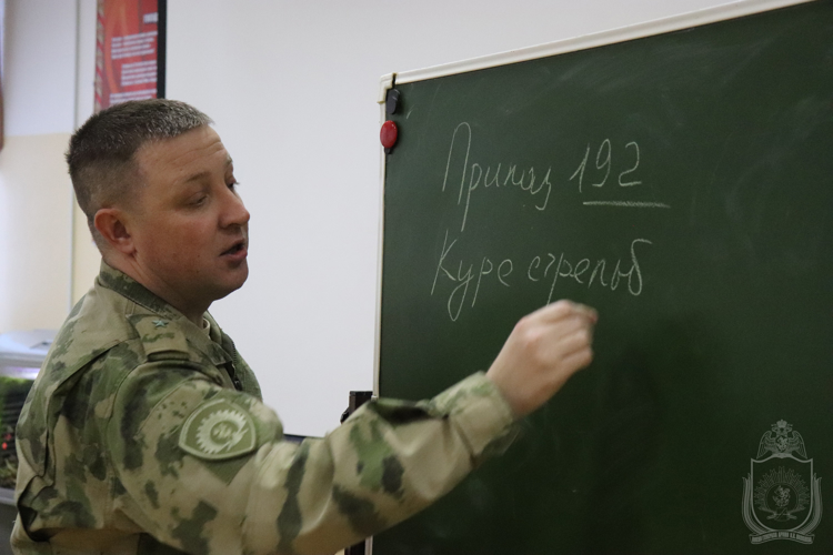 В военном институте прошел УМС с начальниками пунктов боевого питания и раздатчиками боеприпасов