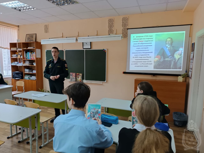 Проведена профориентационная работа со школьниками в рамках научной работы