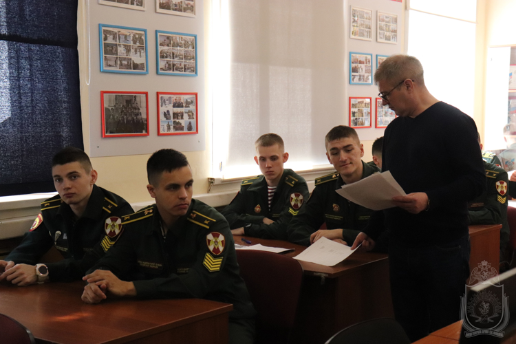 Проведен конкурс среди курсантов по огневой подготовке