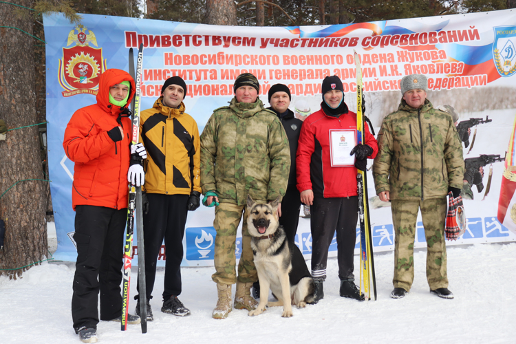 Прошел Чемпионат военного института по лыжным гонкам