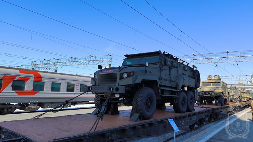 Военнослужащие Новосибирского военного института приняли участие в агитационно-пропагандисткой акции «Сила в правде!»