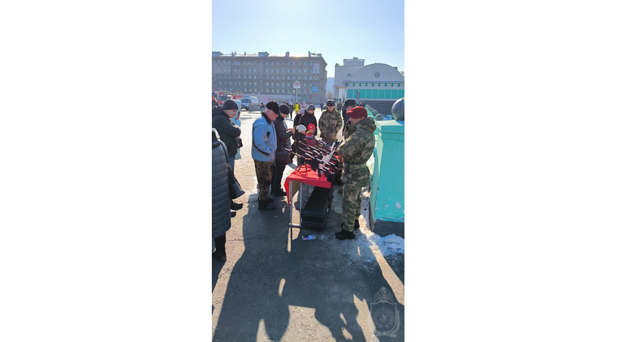 Военнослужащие Новосибирского военного института приняли участие в агитационно-пропагандисткой акции «Сила в правде!»