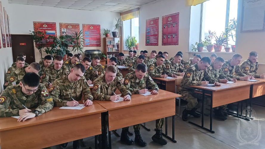 ВОЕННОСЛУЖАЩИЕ ВОЕННОГО ИНСТИТУТА ПРИНЯЛИ УЧАСТИЕ В ДИКТАНТЕ ПОБЕДЫ