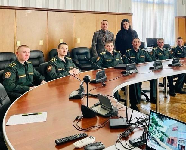 Курсанты военно-научного общества приняли участие в круглом столе о патриотизме и гражданственности