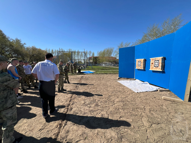 В военном институте прошел спортивный праздник «А ну-ка Парни», посвященный празднованию 79-ой годовщины в ВОВ среди переменного состава