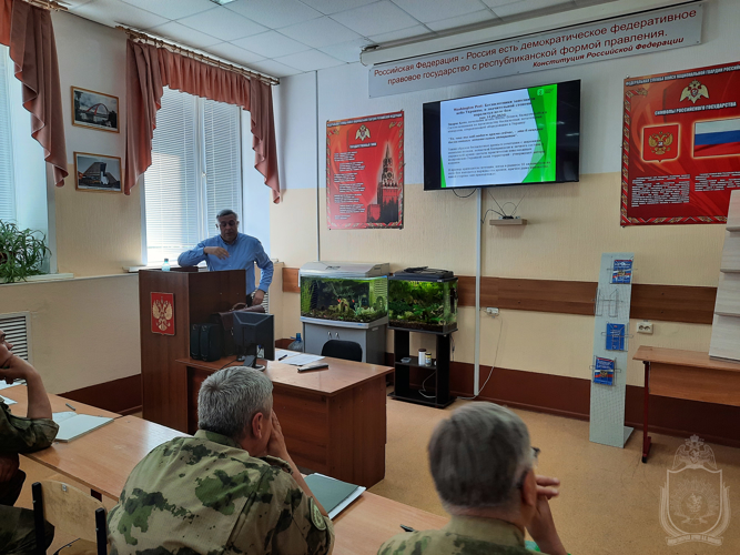 В военном институте провели учебно-методический сбор руководителей групп военно-политической подготовки