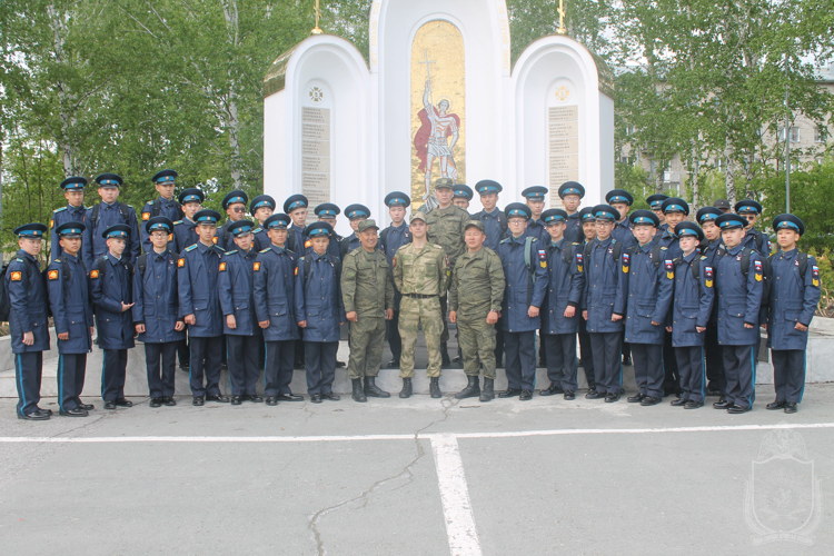 В Новосибирском военном институте проведена профориентационная экскурсия для кадетов Кызылского президентского кадетского училища