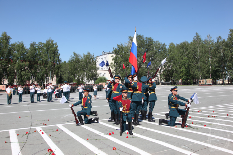 В Новосибирском военном институте состоялся 48-й выпуск молодых офицеров