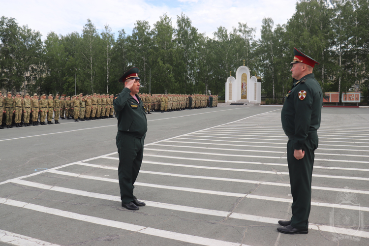 В военном институте провели мероприятия по случаю  празднования Дня России