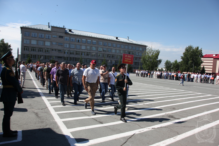 6 июля на территории Новосибирского военного института проведена встреча выпускников 1978, 1979, 1984, 1989, 1994, 1999, 2004 и 2009 годов