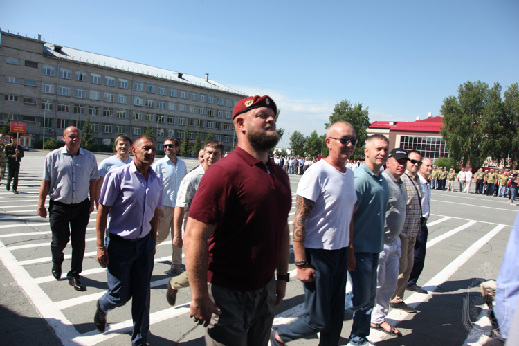 6 июля на территории Новосибирского военного института проведена встреча выпускников 1978, 1979, 1984, 1989, 1994, 1999, 2004 и 2009 годов