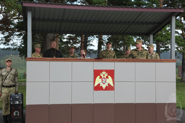 Курсанты первого курса начали осваивать программу общевойсковой подготовки