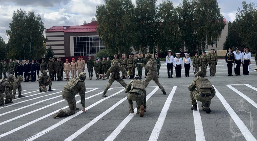 В Новосибирском военном институте прошла церемония закрытия региональных соревнований «Полигон твоих возможностей»