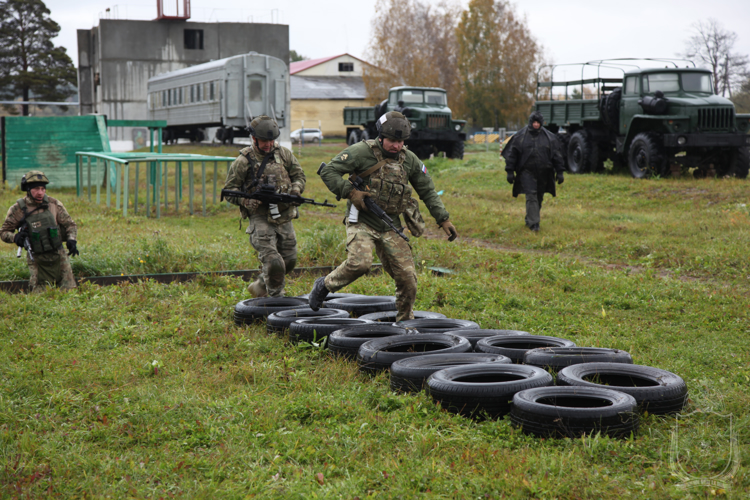 На базе учебного центра Новосибирского военного института прошел Открытый Кубок Губернатора Новосибирской области по практической стрельбе 