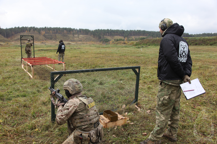 На базе учебного центра Новосибирского военного института прошел Открытый Кубок Губернатора Новосибирской области по практической стрельбе 