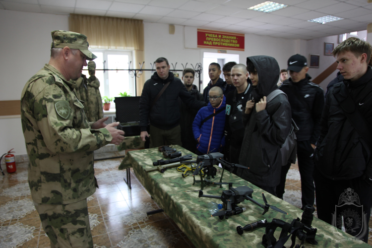 В Новосибирском военном институте прошел День открытых дверей