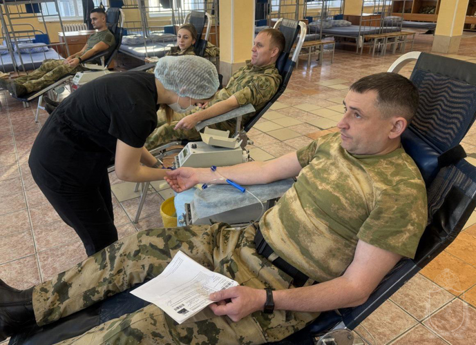 В Новосибирском военном институте   провели донорскую акцию «От сердца к сердцу»