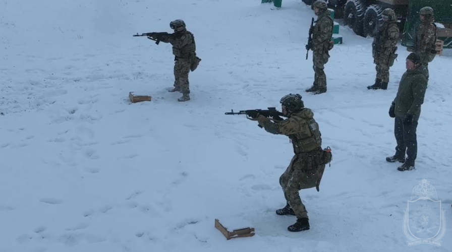 С офицерами военного института проведены учебно-методические сборы по тактико-огневой подготовке
