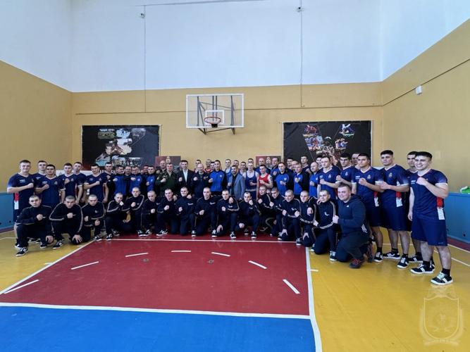 В военном институте проведен мастер класс по боксу в рамках проекта «Чемпионский вызов»