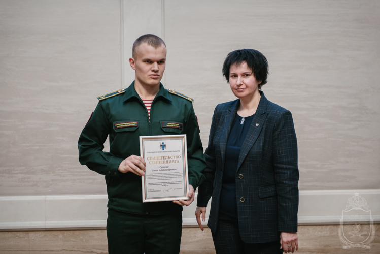 Курсанты военного института удостоены стипендий Губернатора Новосибирской области
